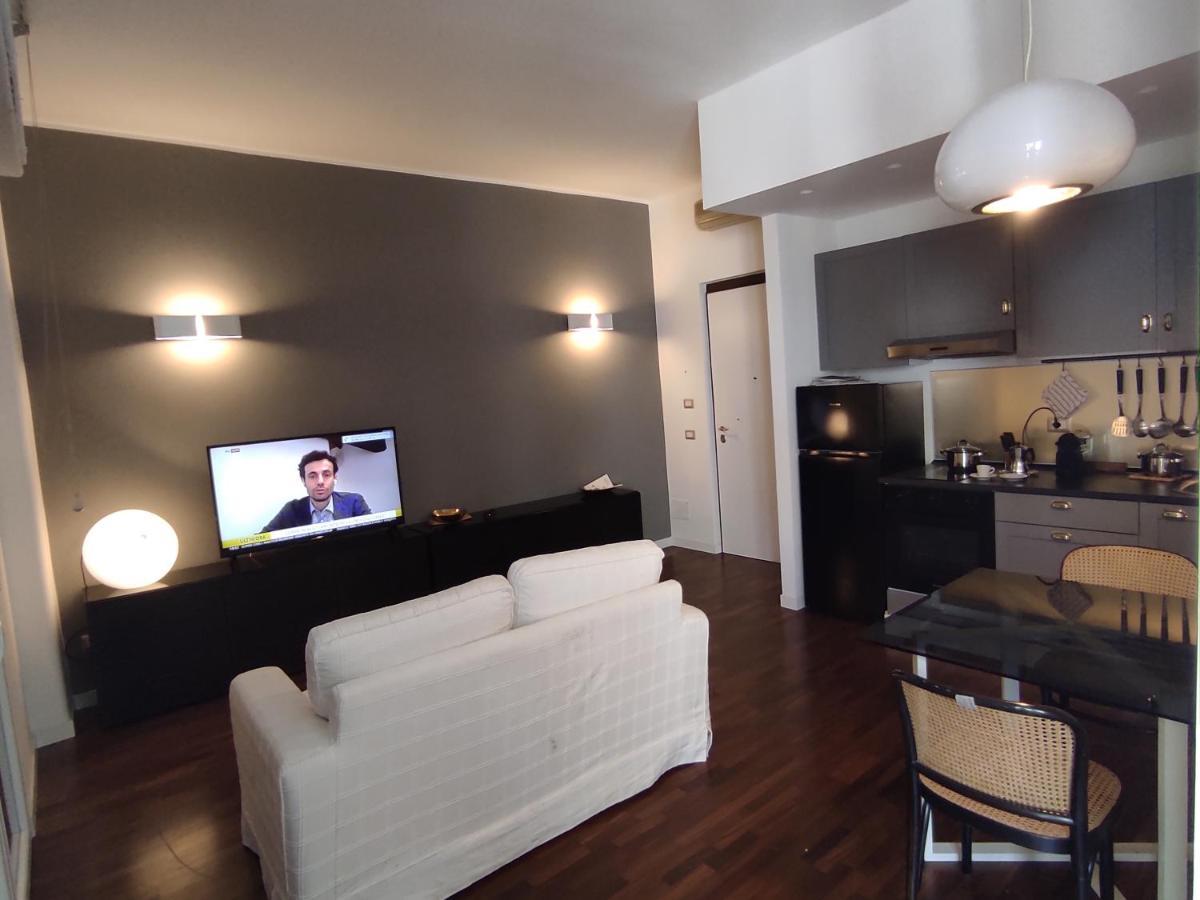 Centralissimo E Confortevole, Fronte Petruzzelli บารี ภายนอก รูปภาพ